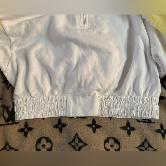 EUC ladies Nike cropped hoodie - Picture 4 of 4